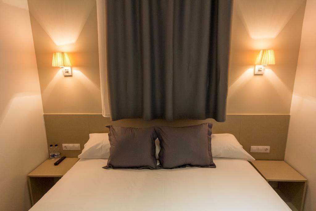 Hostalin Barcelona Passeig De Gracia Room photo